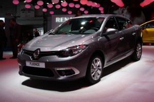 Renault тестирует Laguna под видом Fluence
